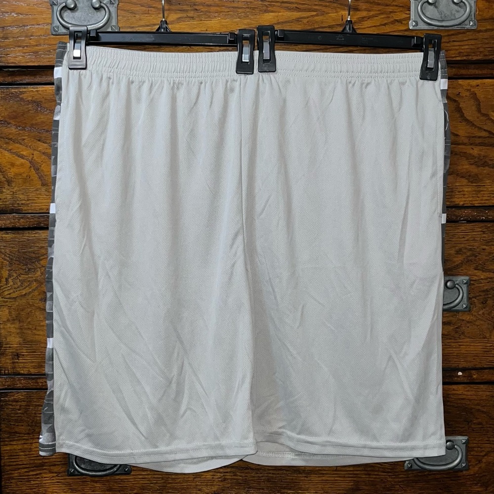 NWOT! Real Essentials Mens Drawstring Athletic Shorts